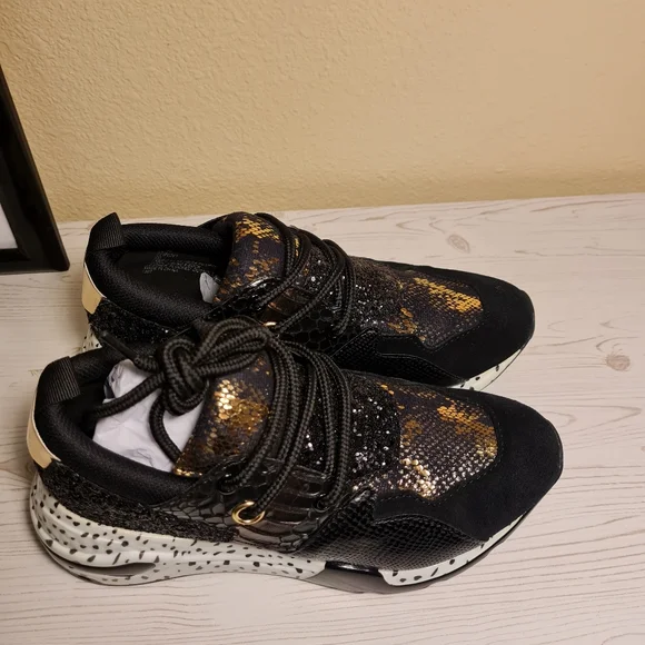 Steve Madden Cliff sneaker for women - Picture 5 of 9